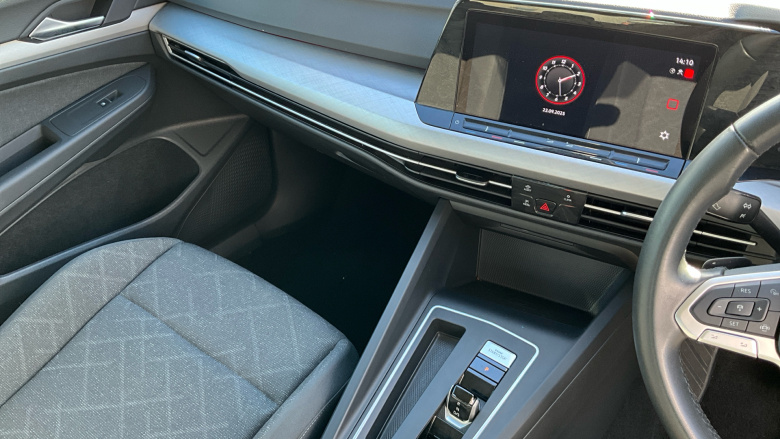 Volkswagen Golf 2.0 TDI Life 5dr DSG Diesel Hatchback